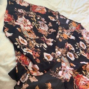Floral kimono like pullover